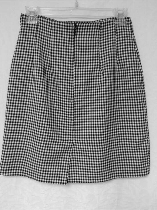 Dresses & Skirts - Skirt